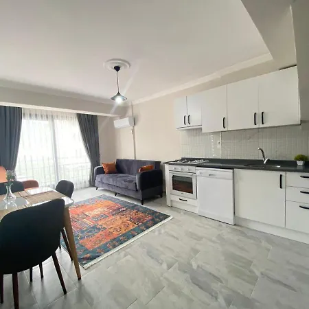Mugla De Full Esyali Kiralik Apart Goekcen City Life アパート *